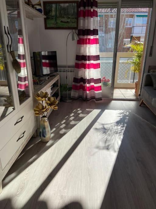 Apartamento Ciudad Lineal Reciente Reforma Lejlighed Madrid Eksteriør billede